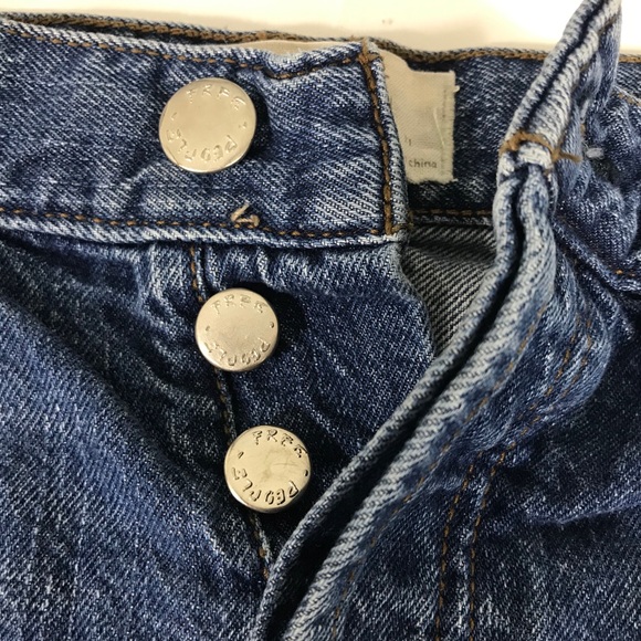 Free People Mid Rise Cut Off Denim Jean Shorts - Picture 5 of 9